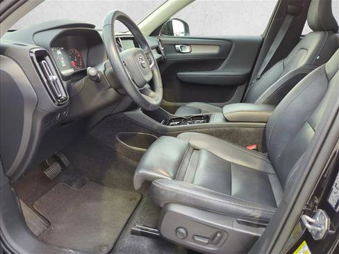 Used 2020 Volvo XC40 T5 Inscription w/ Protection Package Premier image 10