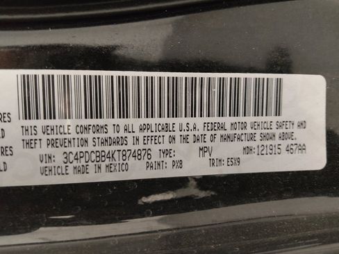 Used 2019 Dodge Journey SE image 33