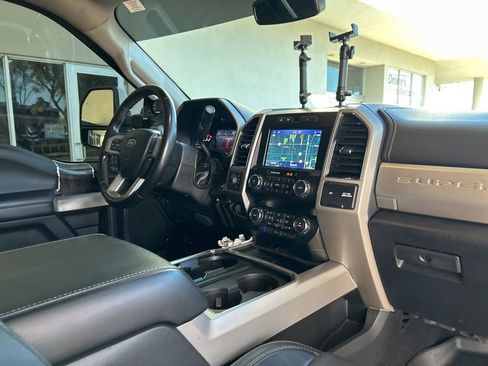 Used 2021 Ford F250 Lariat w/ Lariat Ultimate Package image 24
