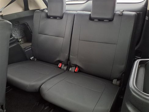 Used 2019 Mitsubishi Outlander FWD image 9