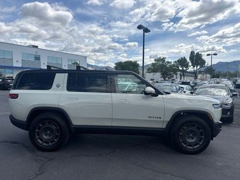 Used 2025 Rivian R1S Adventure AWD/4WD image 2