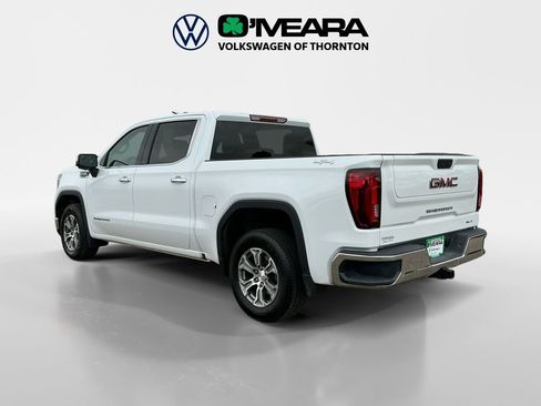 Used 2024 GMC Sierra 1500 SLT image 3