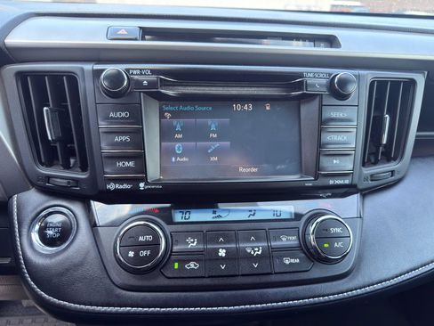 Used 2018 Toyota RAV4 XLE w/ Plus Extra Value Package AWD/4WD image 13