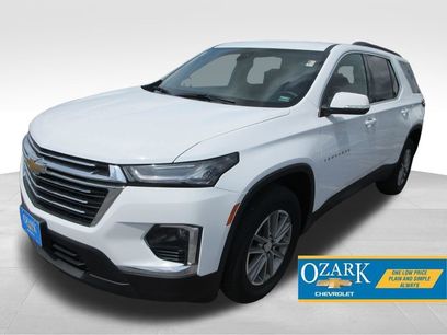 Used 2023 Chevrolet Traverse LT
