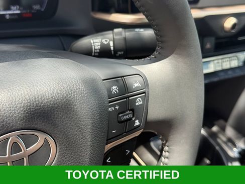 Certified 2026 Toyota Crown AWD/4WD image 15