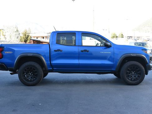 Used 2023 Chevrolet Colorado Trail Boss image 5