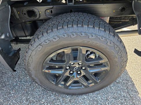 New 2026 Chevrolet Silverado 1500 LT Trail Boss w/ Convenience Package II AWD/4WD image 25