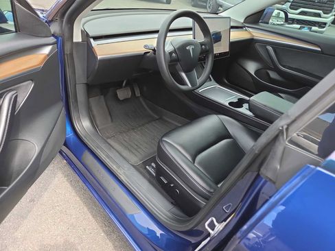 Used 2022 Tesla Model 3 Long Range AWD/4WD image 10