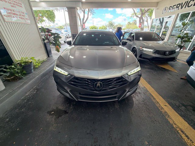 Used 2025 Acura TLX w/ Technology Package FWD image 2