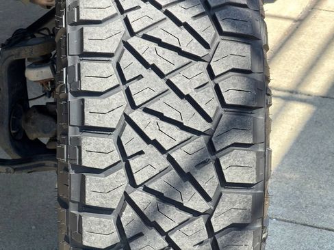 Used 2020 Jeep Wrangler Unlimited Rubicon AWD/4WD image 11