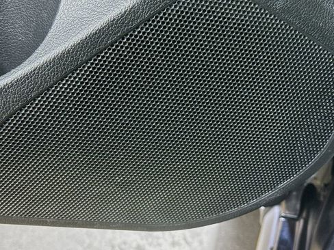 Used 2015 Subaru Crosstrek 2.0i Limited image 22