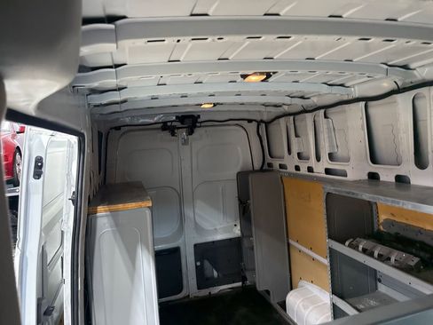 Used 2020 Nissan NV 2500 SV RWD image 58
