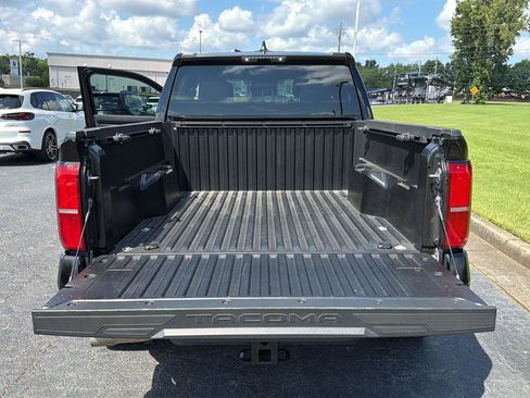 Used 2024 Toyota Tacoma SR5 RWD image 31