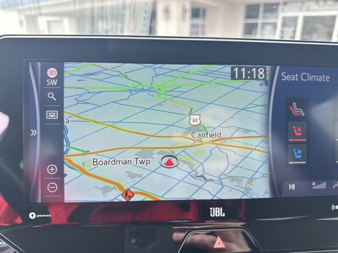 Used 2022 Toyota Venza image 11