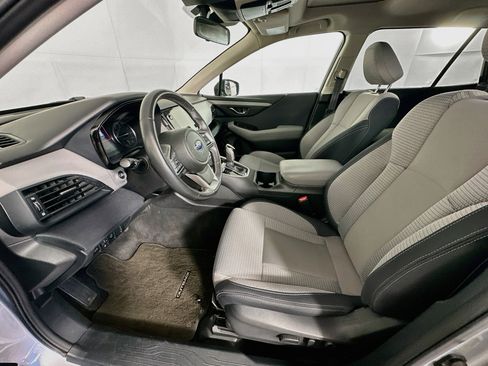 Used 2024 Subaru Outback Premium AWD/4WD image 13