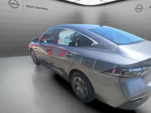 New 2026 Nissan Sentra SV FWD image 7