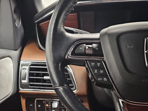Used 2023 Lincoln Navigator L Reserve image 25