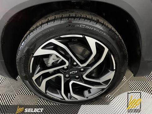 Used 2024 Chevrolet TrailBlazer RS FWD image 24