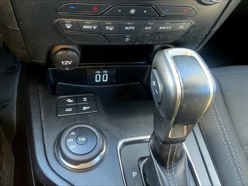 Used 2022 Ford Ranger XLT w/ Equipment Group 301A Mid image 34