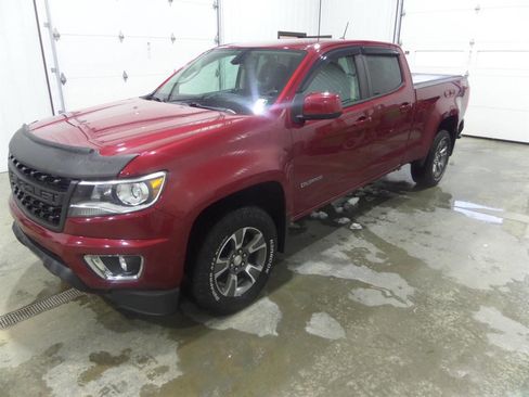 Used 2019 Chevrolet Colorado Z71 image 1