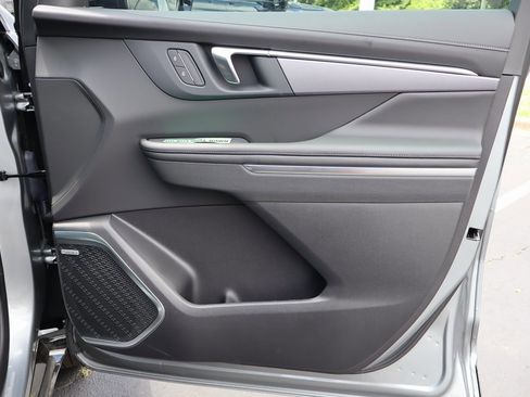 New 2025 Buick Enclave Sport Touring w/ Trailering Package, 5000 lbs. image 22