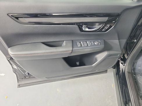 Used 2025 Honda CR-V Sport Touring image 19