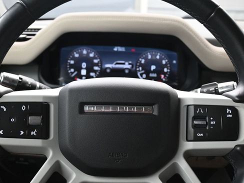 Used 2020 Land Rover Defender 110 SE AWD/4WD image 19