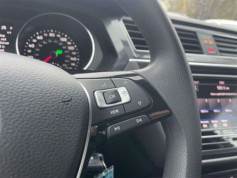 Used 2022 Volkswagen Taos SE image 20