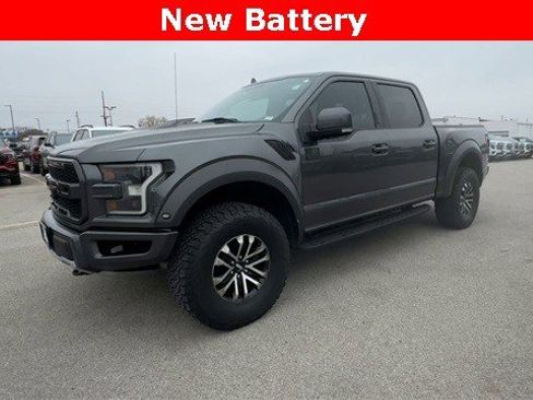 Used 2019 Ford F150 Raptor w/ Equipment Group 802A Luxury image 5