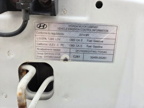 Used 2014 Hyundai Santa Fe Sport 2.0T w/ Technology Package 05 image 25