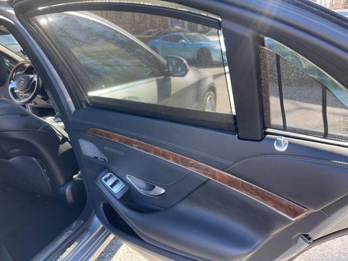 Used 2015 Mercedes-Benz S 550 4MATIC Sedan image 39