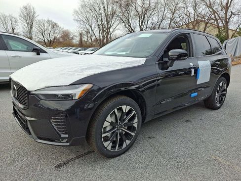 New 2026 Volvo XC60 B5 Plus w/ Protection Package Premier image 2