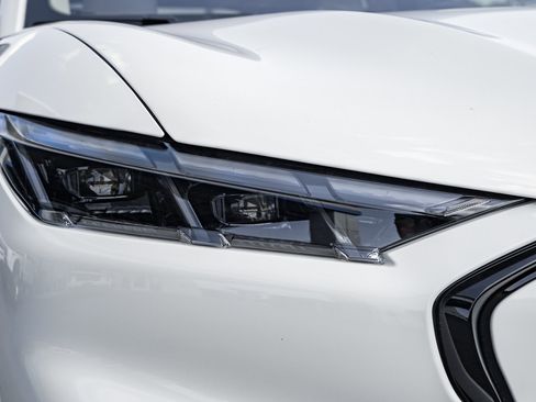 New 2025 Ford Mustang Mach-E Premium image 12