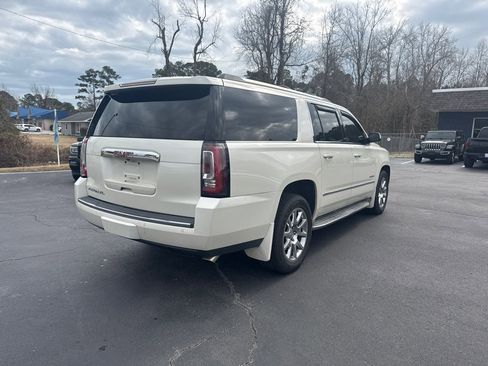 Used 2015 GMC Yukon XL Denali w/ Touring Package image 15