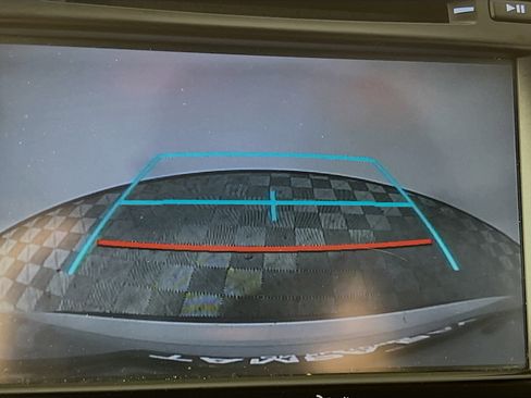 Used 2017 Toyota Highlander XLE image 28