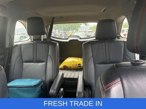 Used 2019 Toyota Highlander SE image 10