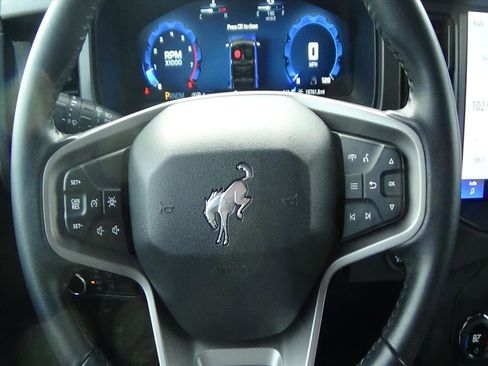 Used 2025 Ford Bronco Big Bend image 17