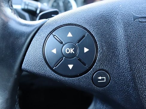 Used 2011 Mercedes-Benz E 350 4MATIC image 30