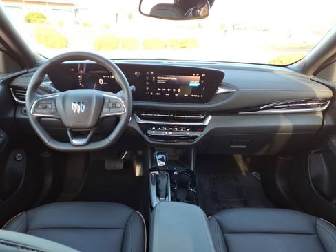 Used 2024 Buick Envista Avenir image 9