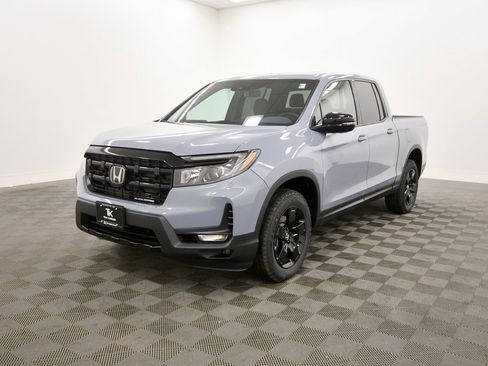 New 2026 Honda Ridgeline Black Edition image 2