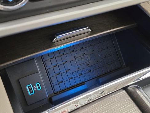 Used 2023 Ford Expedition Max Limited image 38