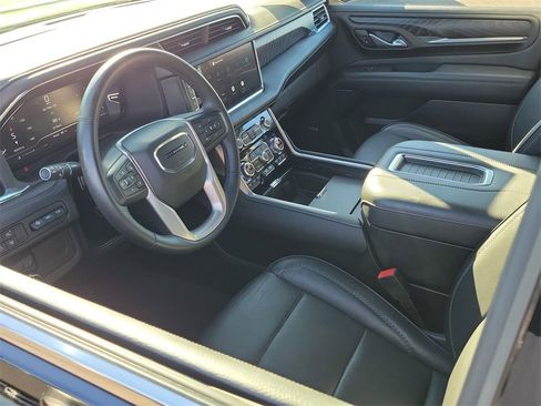 Certified 2023 GMC Yukon Denali image 10