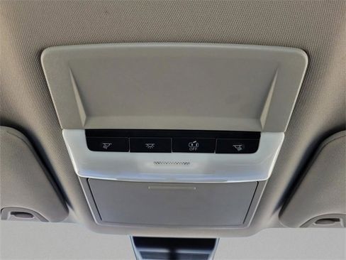 Used 2024 Nissan Altima 2.5 SV image 32