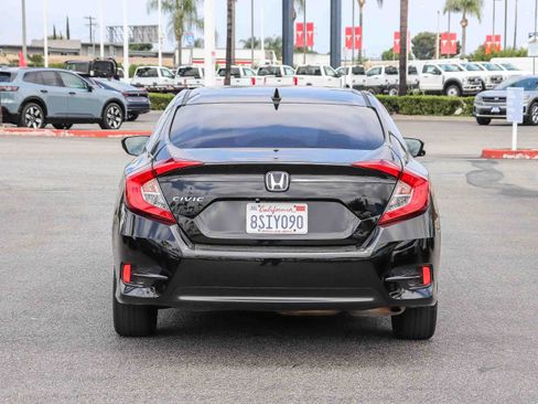 Certified 2017 Honda Civic EX image 12