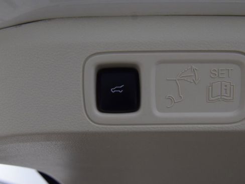 Used 2024 Lincoln Navigator Black Label AWD/4WD image 23