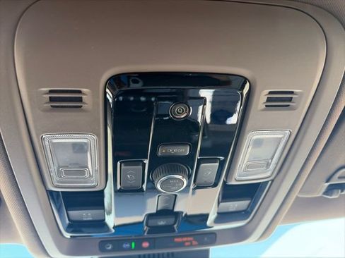 New 2026 GMC Yukon XL Denali w/ Sun & Power Step Package AWD/4WD image 25