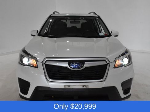 Used 2019 Subaru Forester Premium AWD/4WD image 2