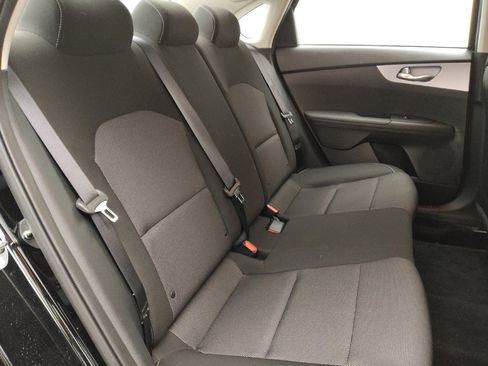 Used 2024 Kia Forte LXS w/ LXS Technology Package image 19