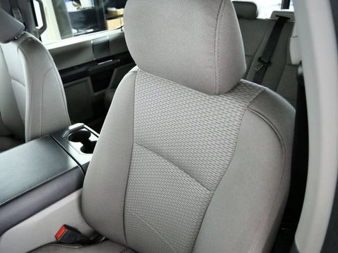 Used 2022 Ford F350 XLT w/ XLT Premium Package AWD/4WD image 19