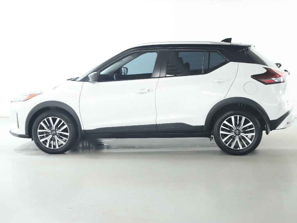 Certified 2023 Nissan Kicks SV FWD image 39